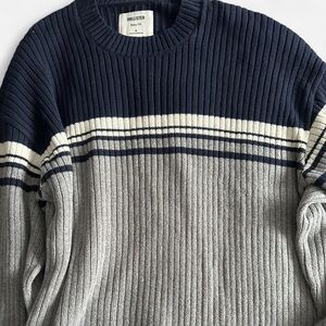 ⭐️ 2 for $25 ⭐️Hollister Men’s Ribbed Shirt